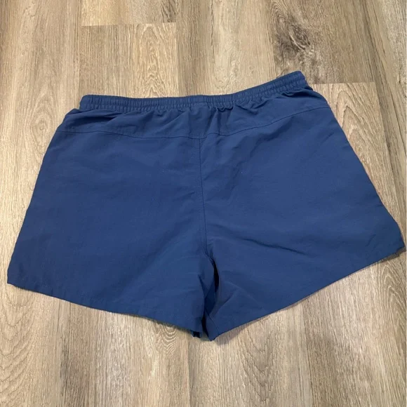 Patagonia Women’s Baggie Shorts Navy 5’ Inseam Large - Picture 2 of 2